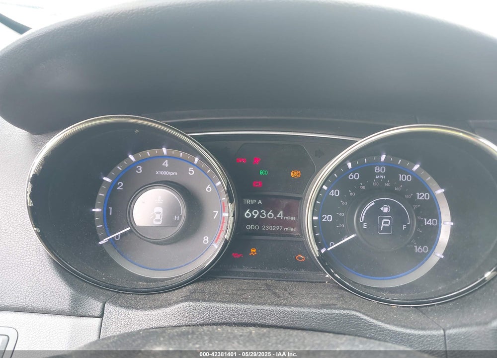 2013 HYUNDAI SONATA VIN: 5NPEB4AC9DH657517