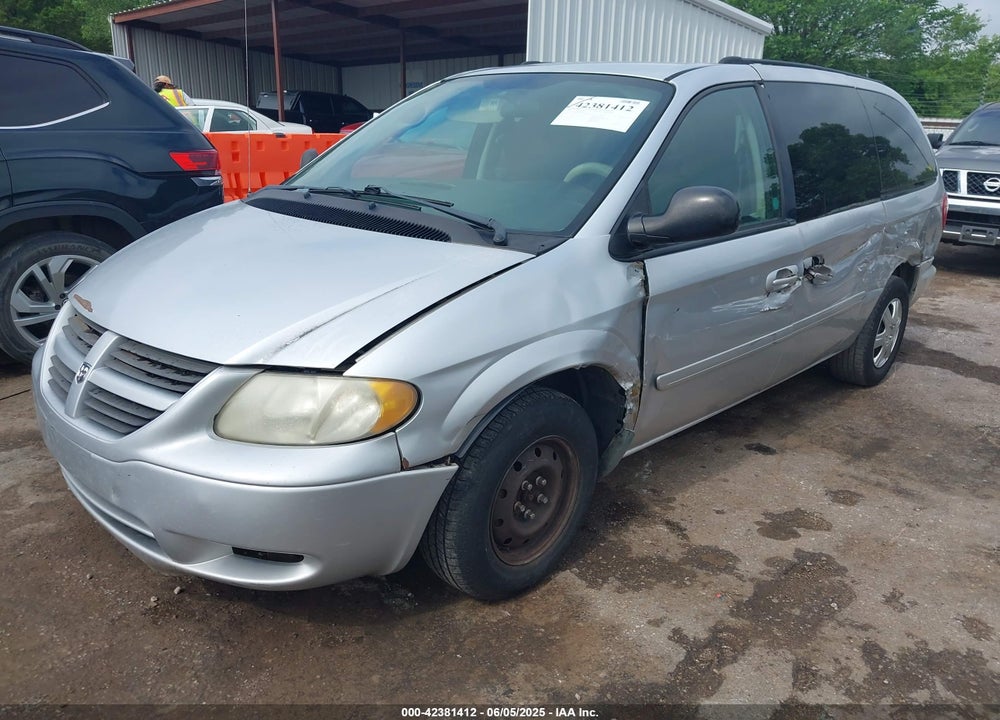 2005 DODGE GRAND CARAVAN VIN: 2D4GP24R35R388212