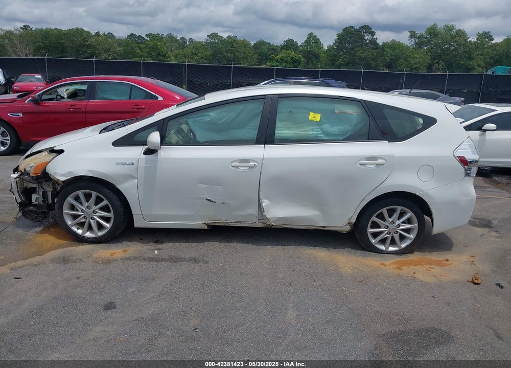 2013 TOYOTA PRIUS V FIVE VIN: JTDZN3EUXD3230557