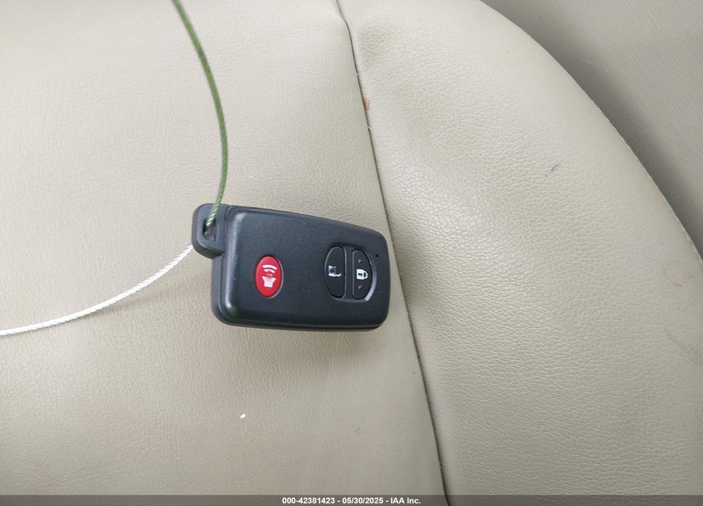 2013 TOYOTA PRIUS V FIVE VIN: JTDZN3EUXD3230557