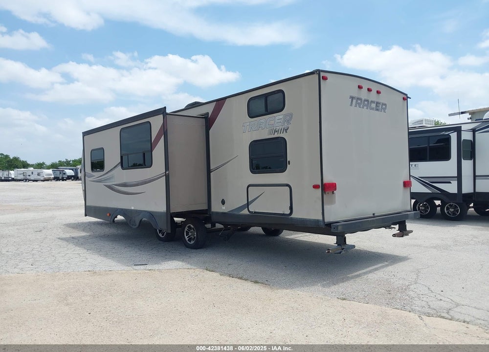 2016 TRACER M-300 AIR VIN: 5ZT2TRVB3GB509107