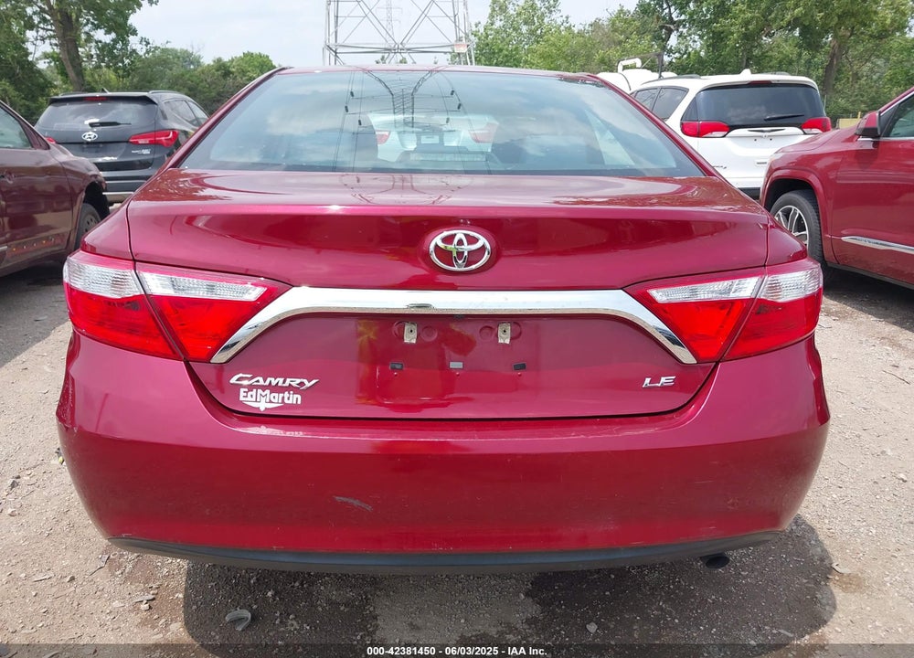 2017 TOYOTA CAMRY LE VIN: 4T1BF1FK8HU811552