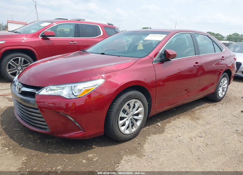 2017 TOYOTA CAMRY LE VIN: 4T1BF1FK8HU811552