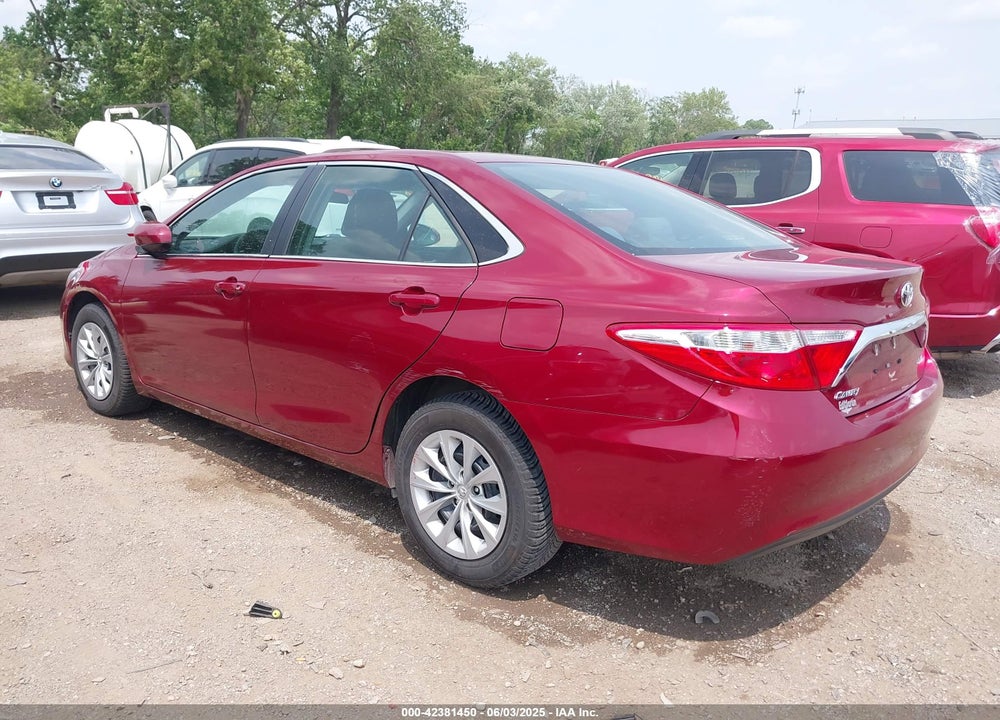 2017 TOYOTA CAMRY LE VIN: 4T1BF1FK8HU811552