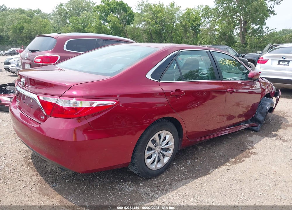 2017 TOYOTA CAMRY LE VIN: 4T1BF1FK8HU811552