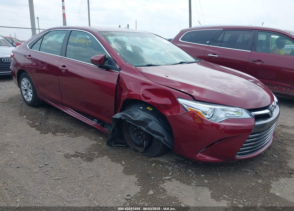 2017 TOYOTA CAMRY LE VIN: 4T1BF1FK8HU811552