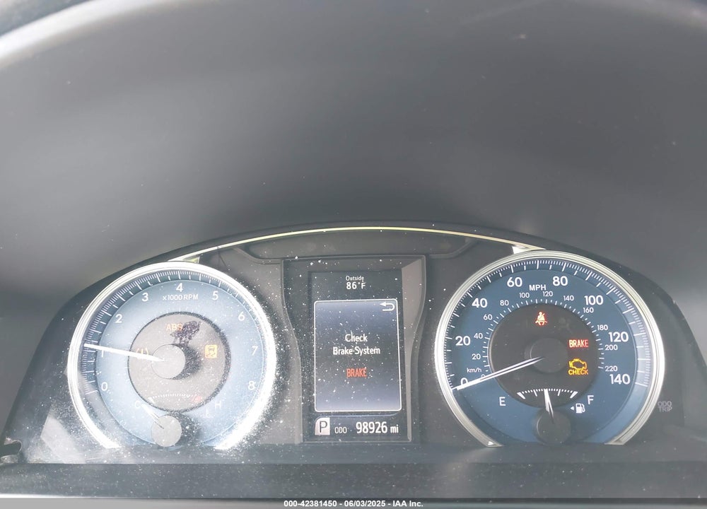 2017 TOYOTA CAMRY LE VIN: 4T1BF1FK8HU811552