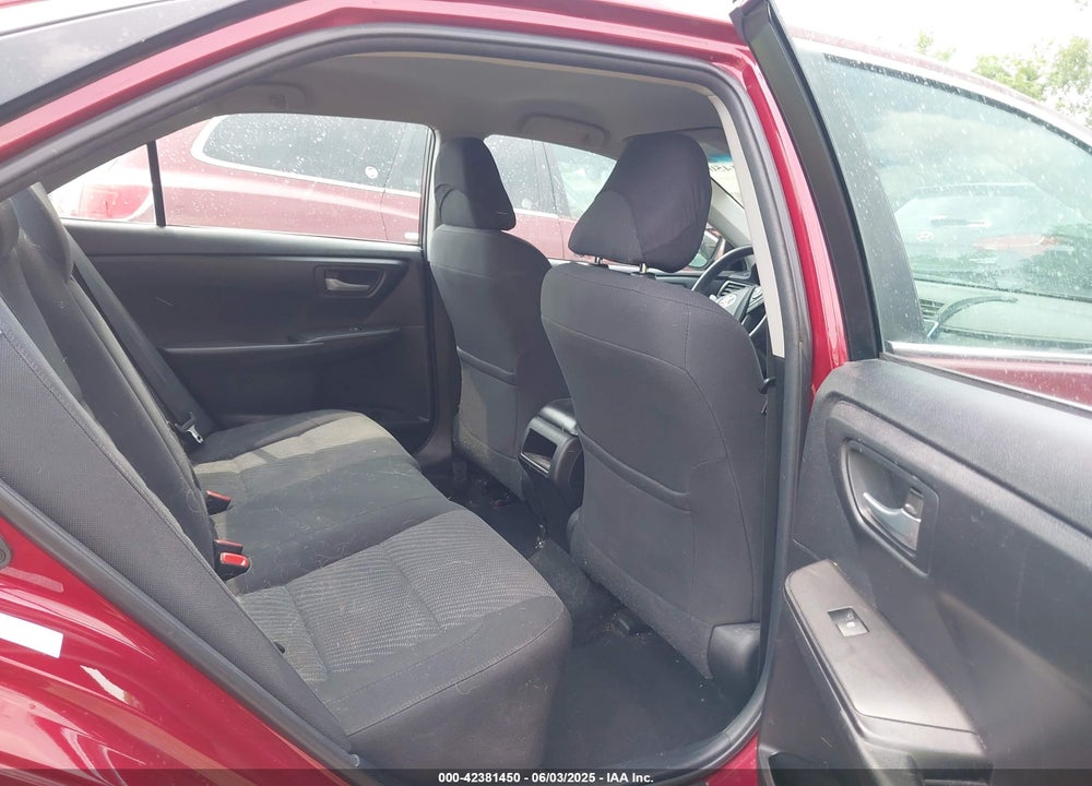 2017 TOYOTA CAMRY LE VIN: 4T1BF1FK8HU811552