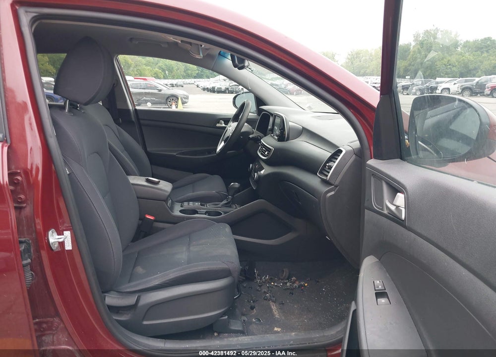 2019 HYUNDAI TUCSON VIN: KM8J3CA45KU977933