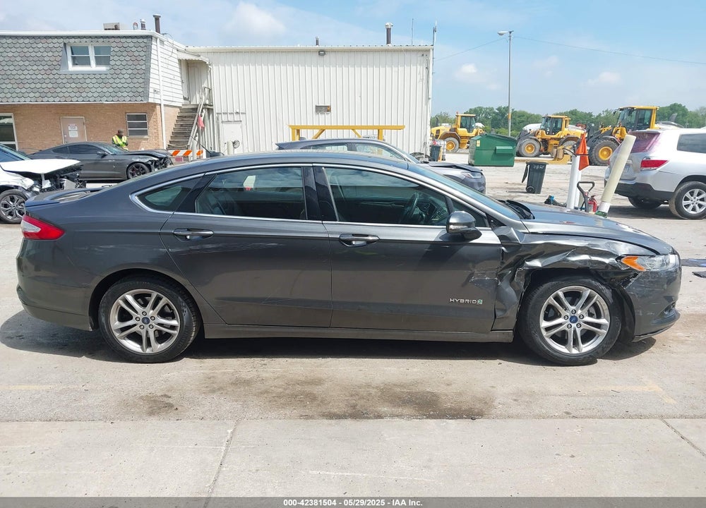 2016 FORD FUSION VIN: 3FA6P0RU9GR299175