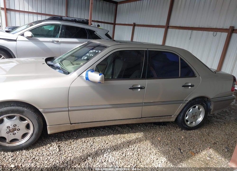 1999 MERCEDES-BENZ C 230 KOMPRESSOR VIN: WDBHA24G0XA703572