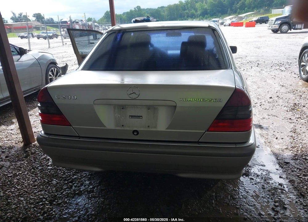 1999 MERCEDES-BENZ C 230 KOMPRESSOR VIN: WDBHA24G0XA703572