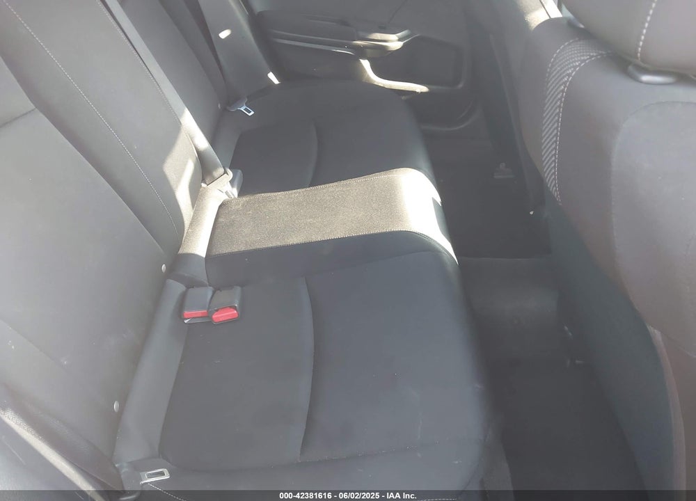 2016 HONDA CIVIC VIN: 19XFC2F5XGE071689