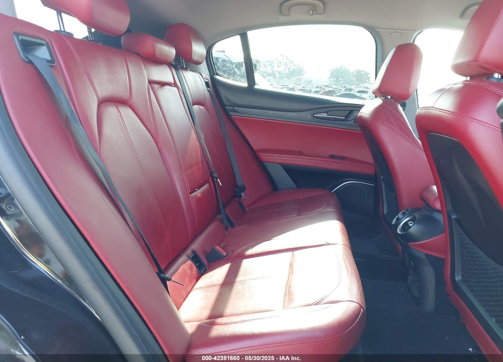 2019 ALFA ROMEO STELVIO RWD VIN: ZASPAJAN4K7C70636