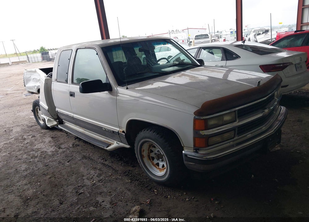 1996 CHEVROLET GMT-400 VIN: 2GCEC19R6T1205612