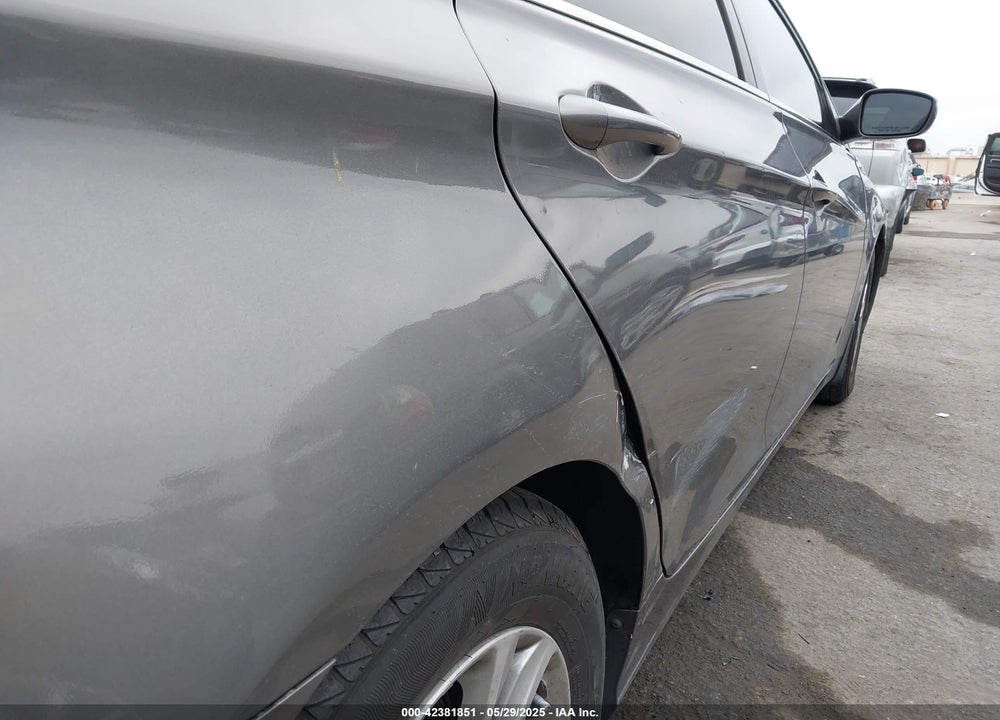 2013 HYUNDAI SONATA VIN: 5NPEB4ACXDH645022