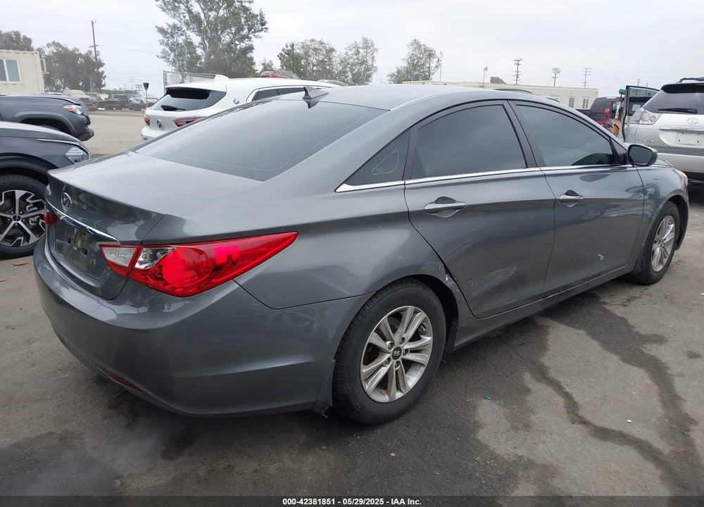 2013 HYUNDAI SONATA VIN: 5NPEB4ACXDH645022