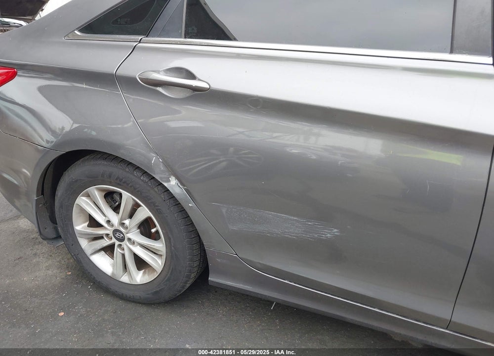 2013 HYUNDAI SONATA VIN: 5NPEB4ACXDH645022