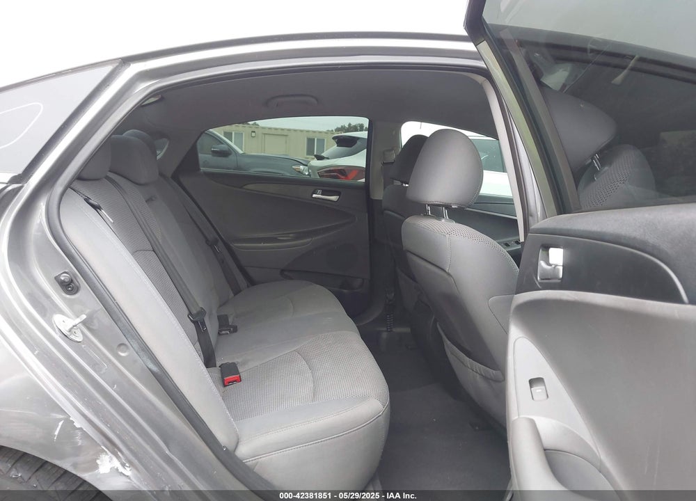 2013 HYUNDAI SONATA VIN: 5NPEB4ACXDH645022
