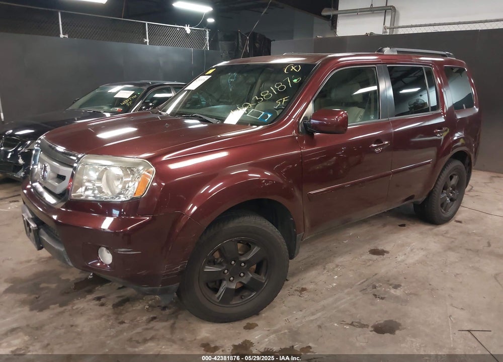 2011 HONDA PILOT VIN: 5FNYF4H72BB096602