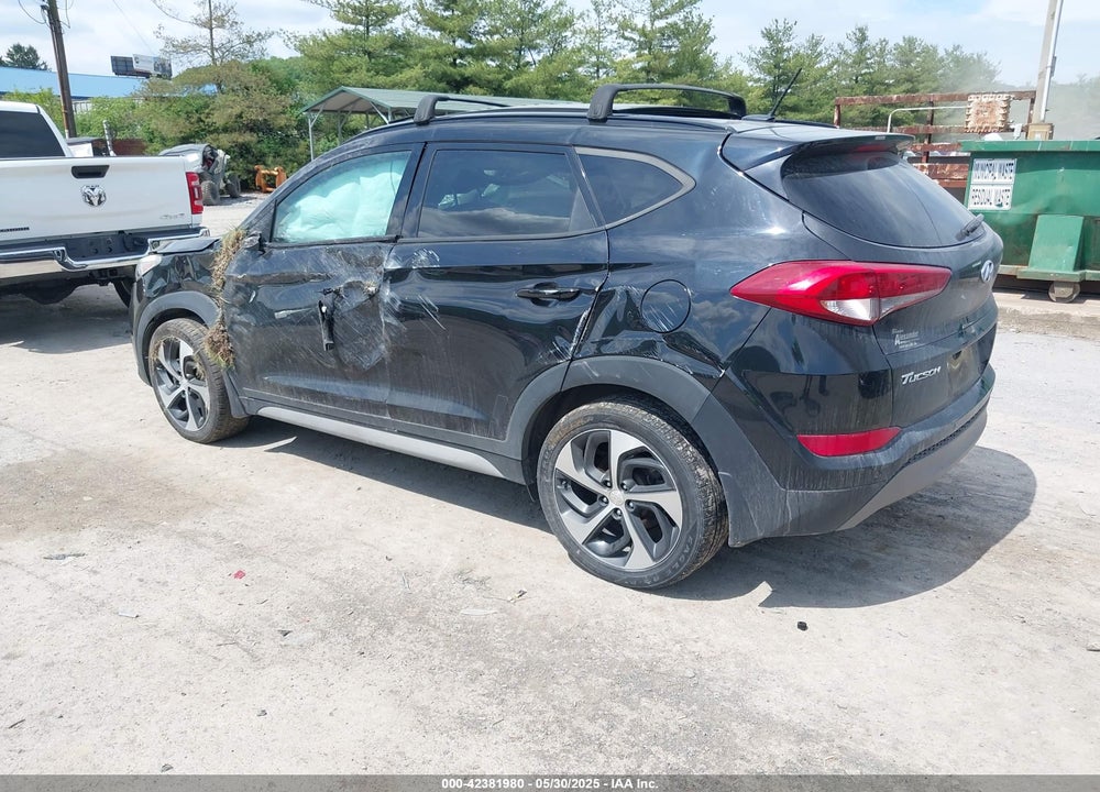 2017 HYUNDAI TUCSON VALUE VIN: KM8J3CA25HU566376