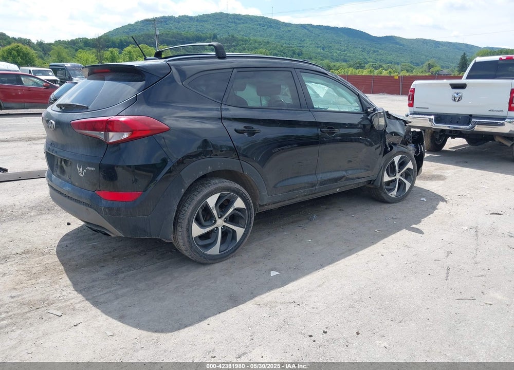 2017 HYUNDAI TUCSON VALUE VIN: KM8J3CA25HU566376