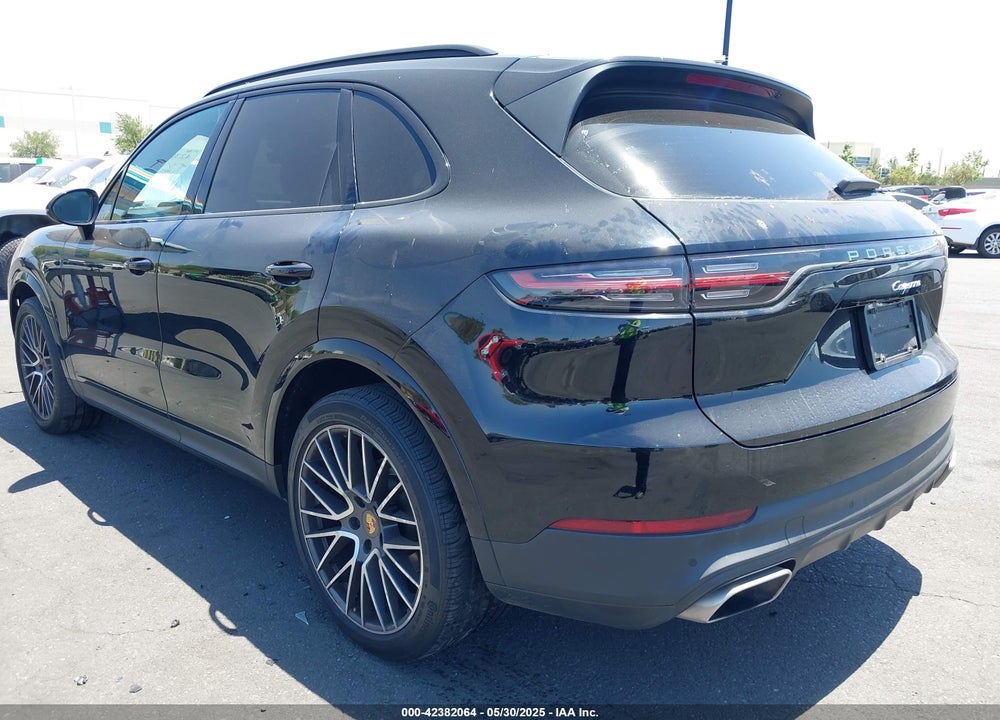2021 PORSCHE CAYENNE VIN: WP1AA2AY1MDA08476