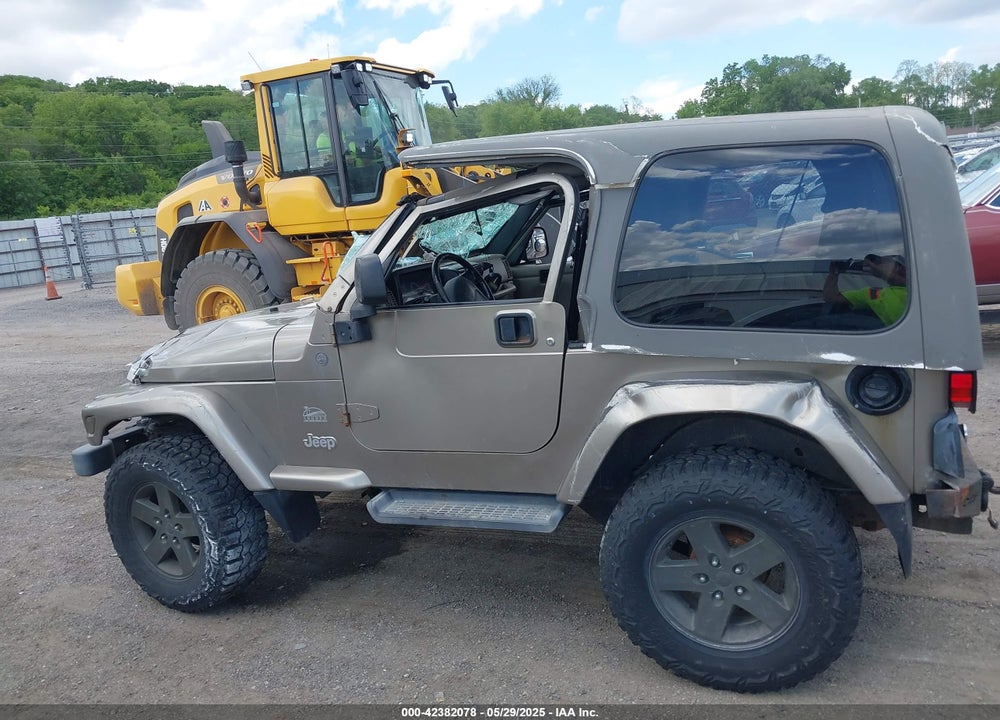 2004 JEEP WRANGLER SAHARA VIN: 1J4FA59S54P740417