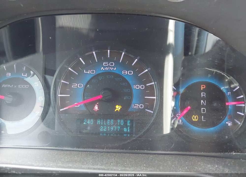 2011 FORD FUSION VIN: 3FAHP0HA0BR229430