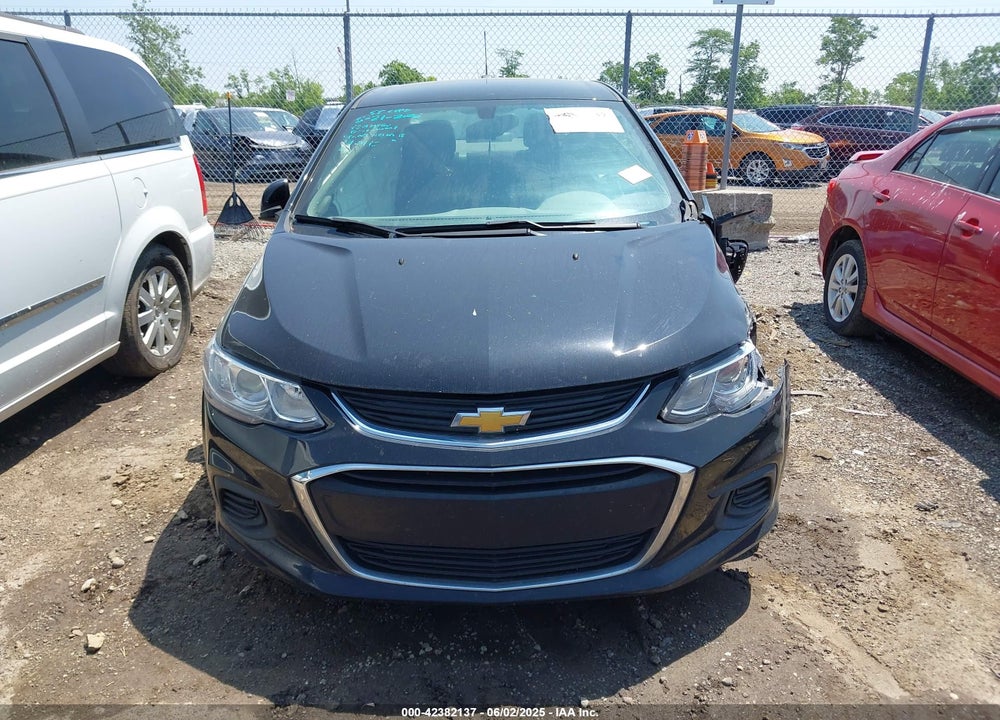 2020 CHEVROLET SONIC FWD  LT VIN: 1G1JD5SB8L4142445