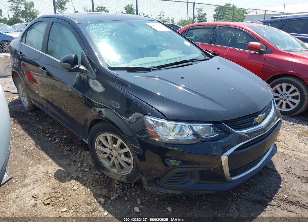 2020 CHEVROLET SONIC FWD  LT VIN: 1G1JD5SB8L4142445