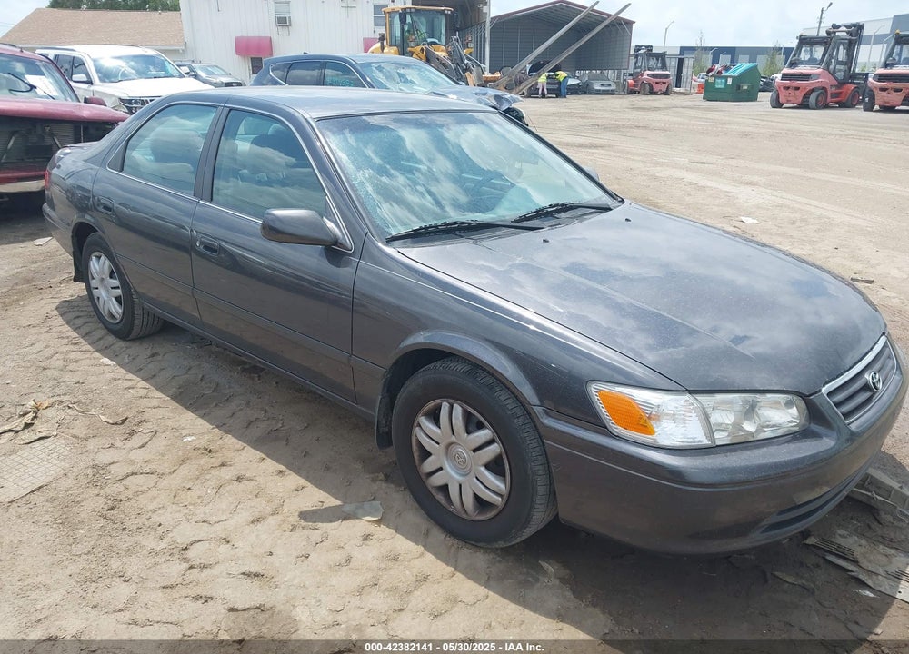 2000 TOYOTA CAMRY LE VIN: 4T1BG22K1YU735987