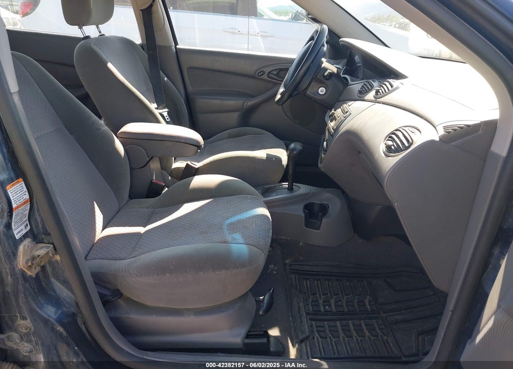 2003 FORD FOCUS ZX5 VIN: 3FAHP37383R181021