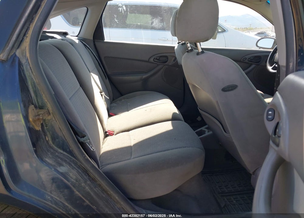 2003 FORD FOCUS ZX5 VIN: 3FAHP37383R181021