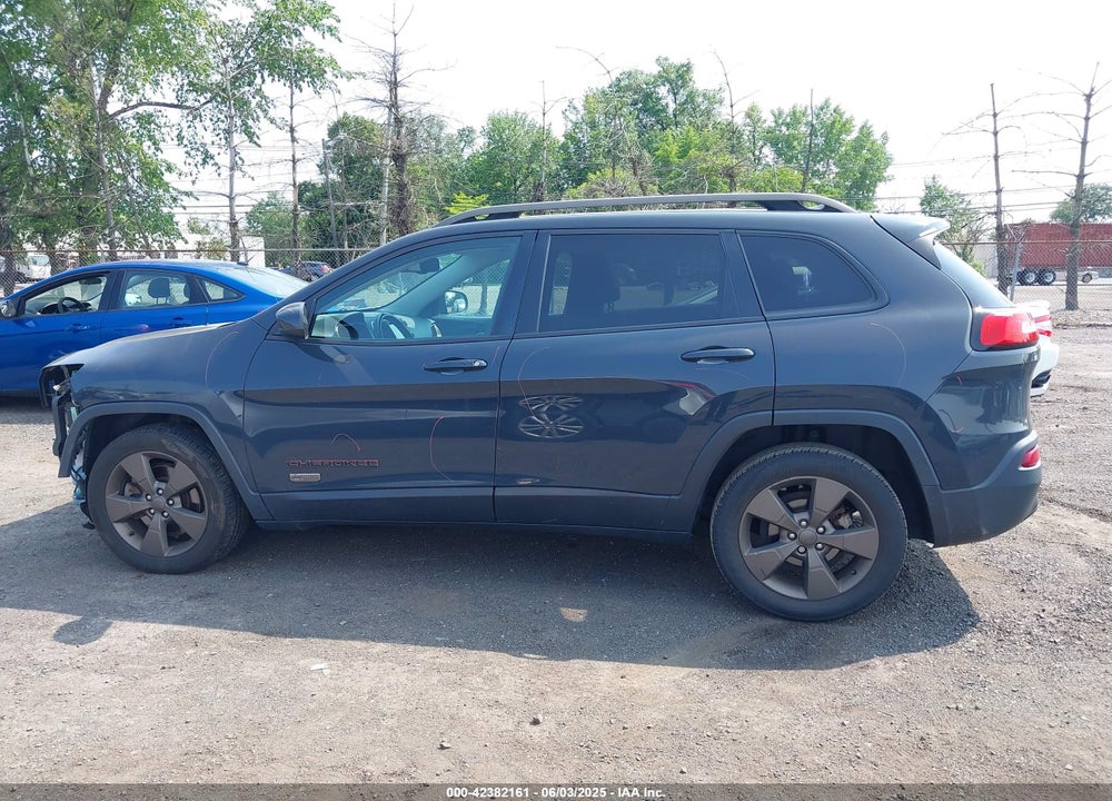 2017 JEEP CHEROKEE VIN: 1C4PJLCB7HW507397