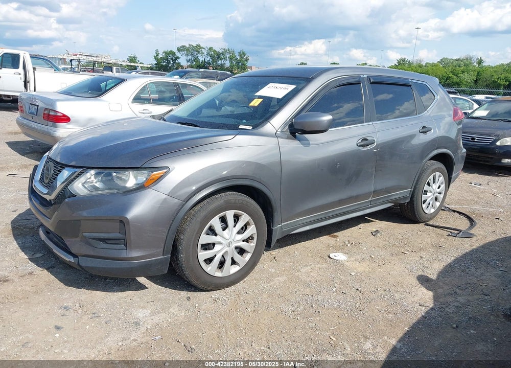 2018 NISSAN ROGUE S VIN: KNMAT2MV9JP536581