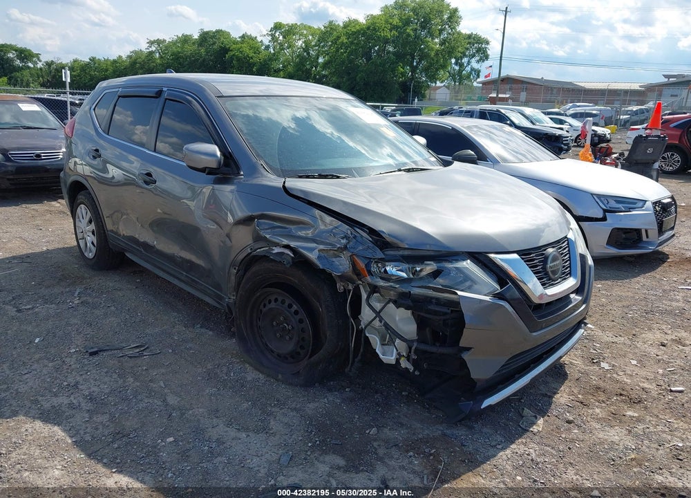 2018 NISSAN ROGUE S VIN: KNMAT2MV9JP536581