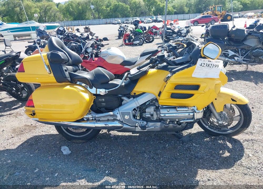 2003 HONDA GL1800 VIN: 1HFSC47063A208014