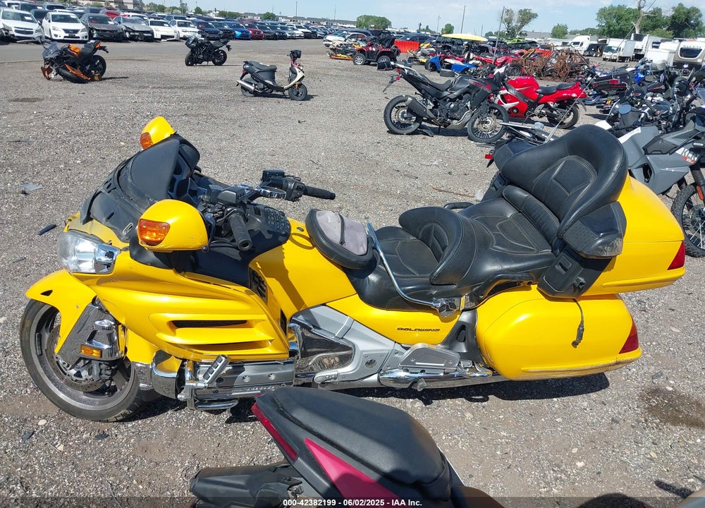2003 HONDA GL1800 VIN: 1HFSC47063A208014