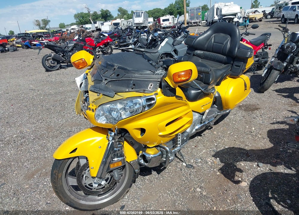 2003 HONDA GL1800 VIN: 1HFSC47063A208014