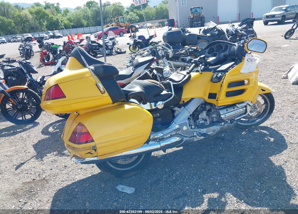 2003 HONDA GL1800 VIN: 1HFSC47063A208014