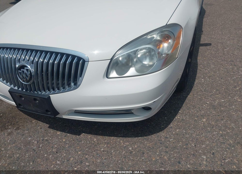 2011 BUICK LUCERNE VIN: 1G4HC5EM8BU147774