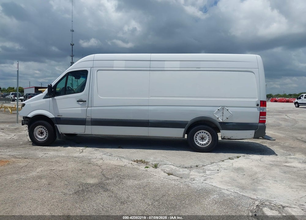 2011 MERCEDES-BENZ SPRINTER 2500 HIGH ROOF VIN: WD3PE8CB8B5562238