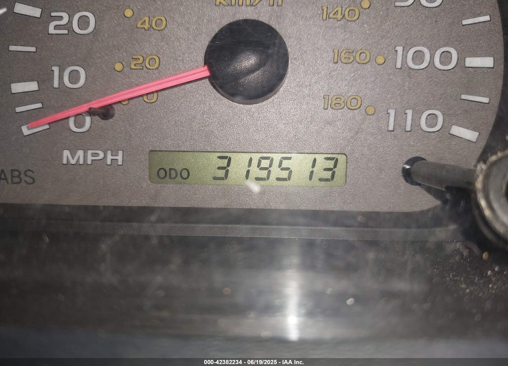 2003 TOYOTA SEQUOIA LIMITED V8 VIN: 5TDBT48A03S159963