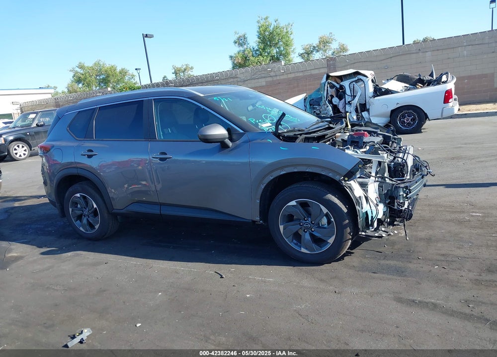 2025 NISSAN ROGUE SV FWD VIN: 5N1BT3BA3SC823736