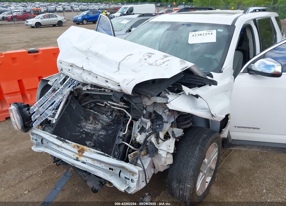 2011 GMC TERRAIN SLT-2 VIN: 2CTFLXE53B6383672