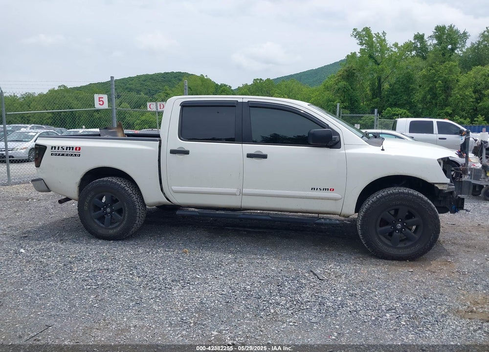 2009 NISSAN TITAN VIN: 1N6AA07C09N312298