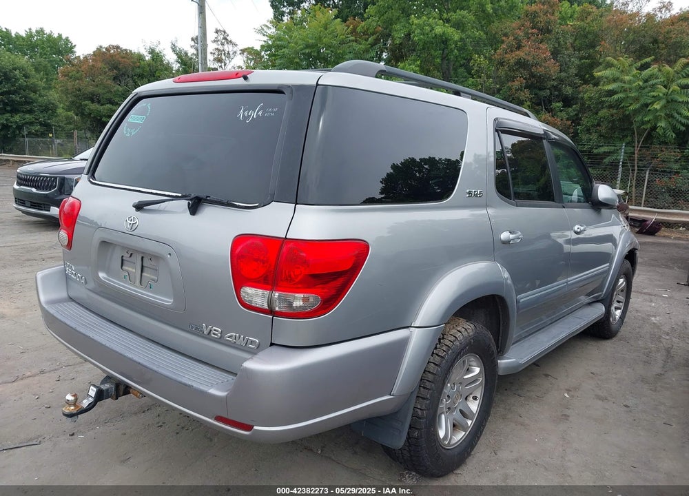 2005 TOYOTA SEQUOIA SR5 V8 VIN: 5TDBT44A95S239271