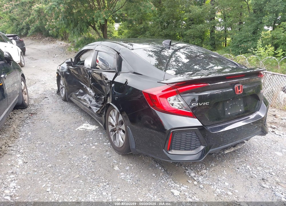 2018 HONDA CIVIC VIN: 2HGFC1E58JH701847