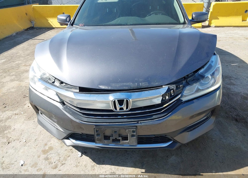 2017 HONDA ACCORD EX-L VIN: 1HGCR2F8XHA235508